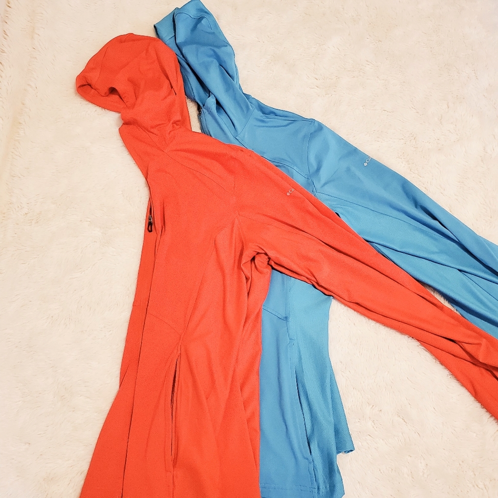 Columbia Coral Large Over Shirts Hoods. EUC.